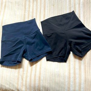 Lululemon 2 Align 4” yoga shorts